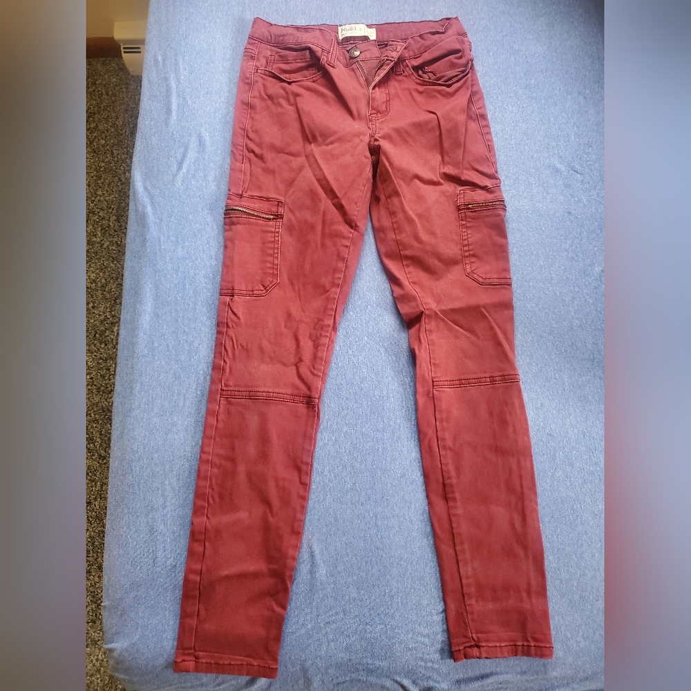 Size 5 burgundy Mudd skinny utility jeans